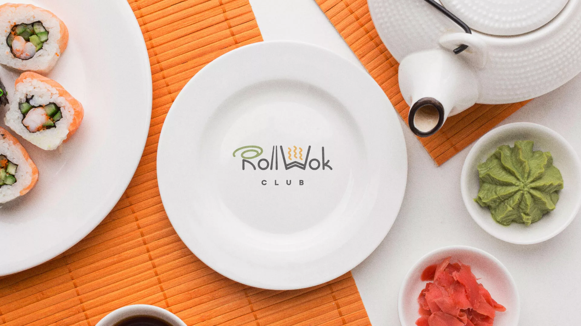 Разработка логотипа и фирменного стиля в Колпашево для суши-бара «Roll Wok Club» Разработка логотипа и фирменного стиля в Колпашево для суши-бара «Roll Wok Club»